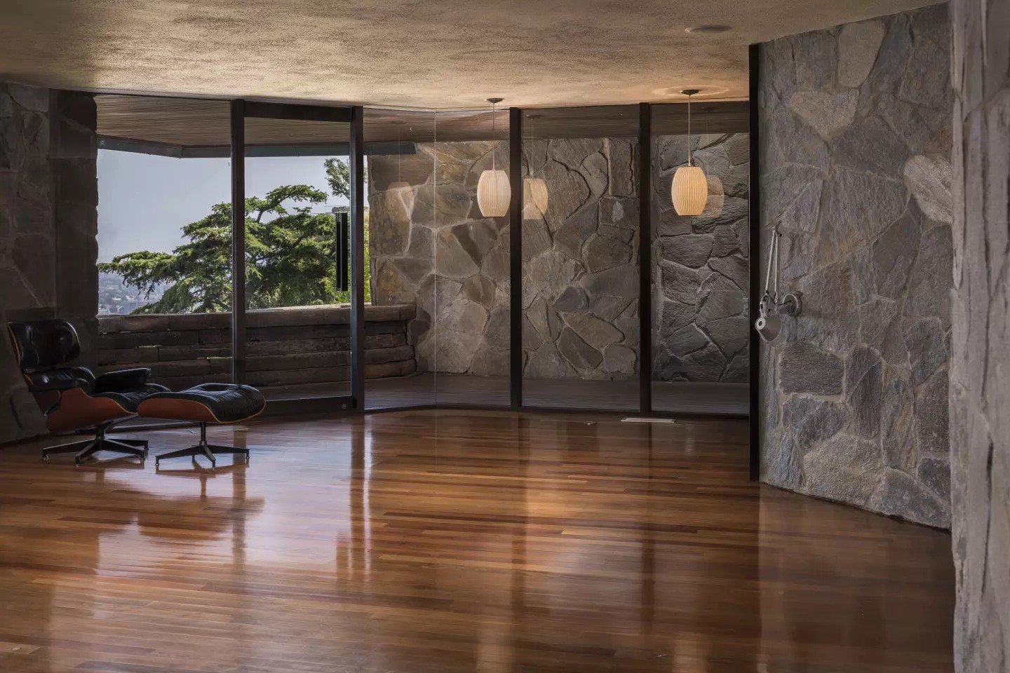 Wolff house by john lautner purchased by fashion designer nicolas ghesquière