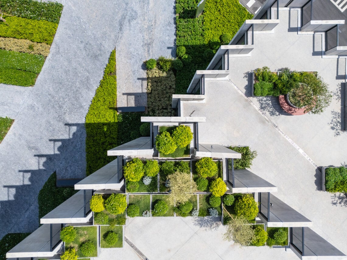 Huy hoang lock factory / baumschlager eberle architekten