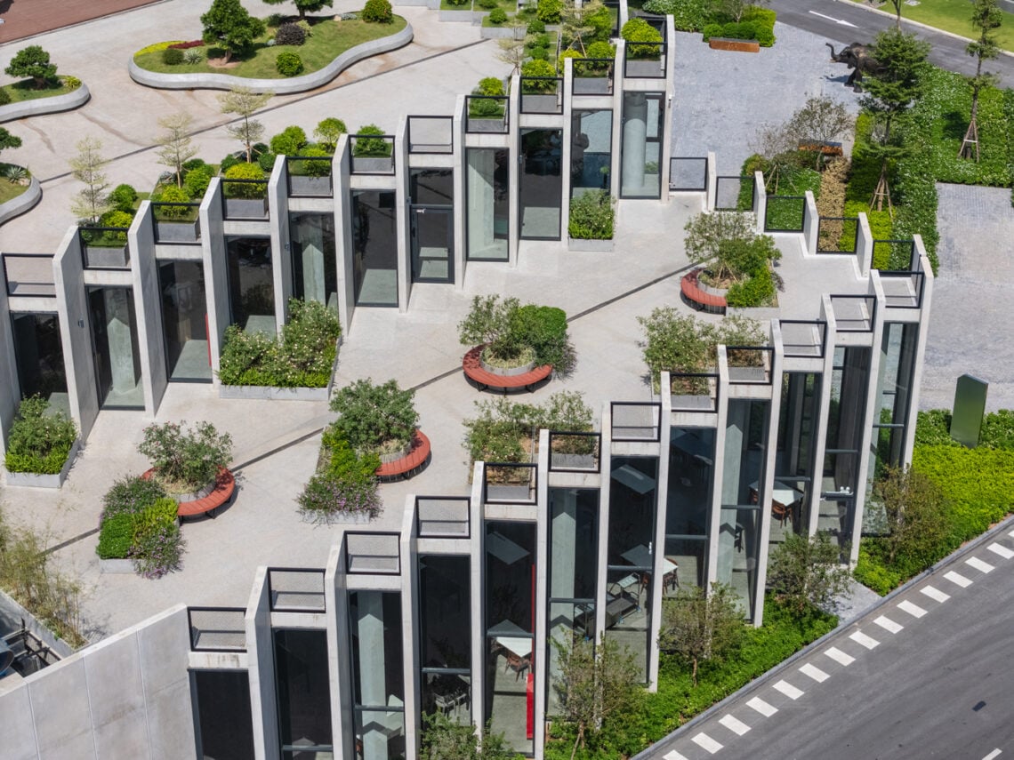 Huy hoang lock factory / baumschlager eberle architekten