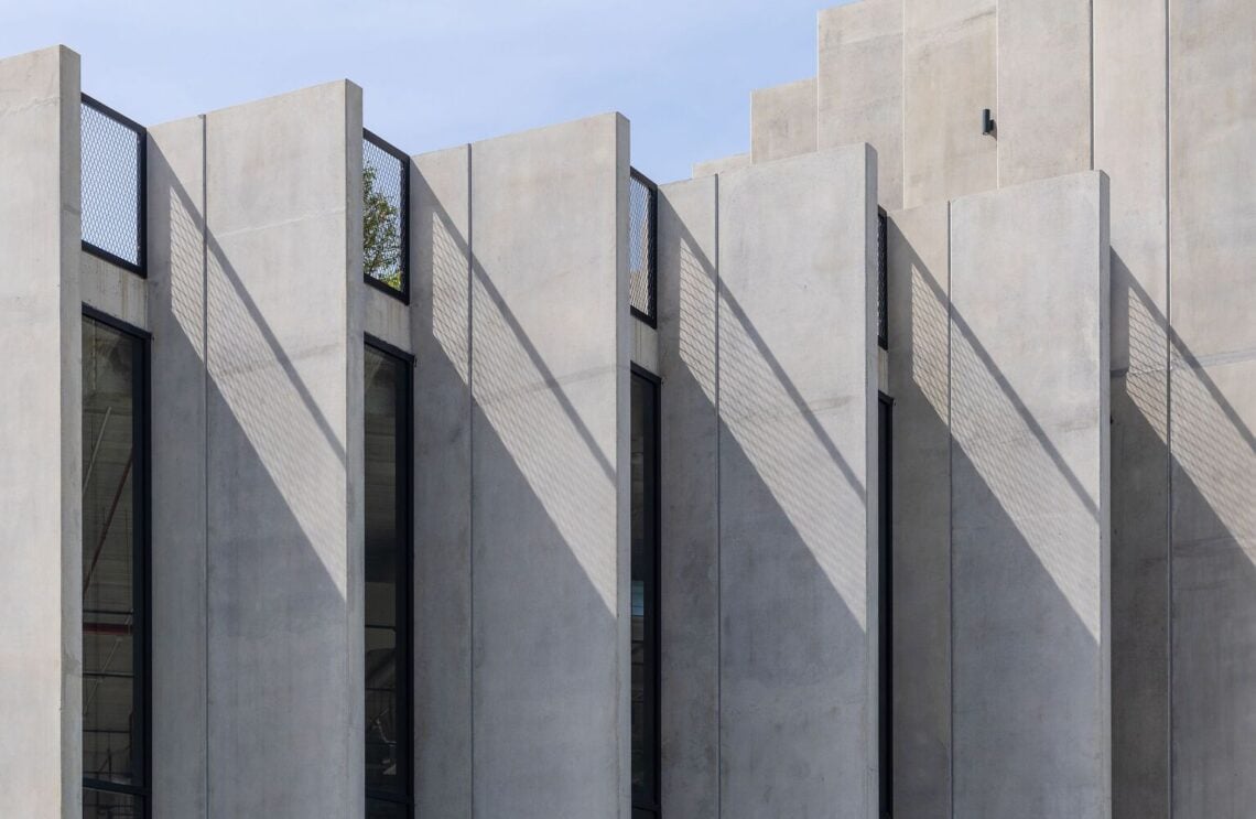 Huy hoang lock factory / baumschlager eberle architekten